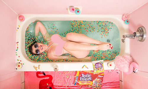 滿足你的偷窺慾！有如赤裸狂歡派對攝影集 泡澡、攝影、Samantha Fortenberry、繽紛、人格