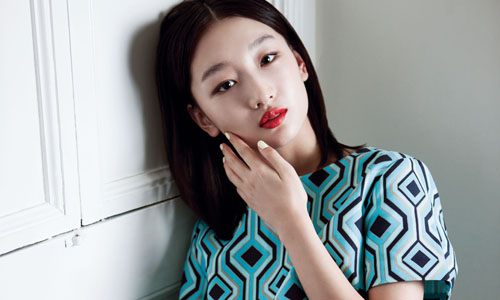 和誰拍戲就會和誰傳緋聞！5秒讓你認識大家都在討論的周冬雨 周冬雨、阮經天、緋聞、小三、林更新、icon、90後、謀女郎、新四小花旦、花旦