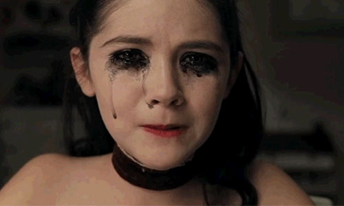 「就像被拳擊選手重擊下腹」妞編輯含淚告訴你月經來有多痛！ 經痛、月經、阿月我恨你、女生、煩惱