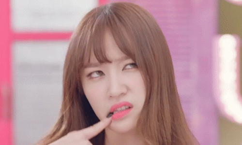 去年的今天你在幹嘛呢？照片時光機App《Memoir》 手機、App、照片、回憶、回顧、臉書、狀態、日期、時光機