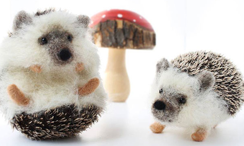 春天一到連刺蝟都要來放閃！森林系大型羊毛氈動物出沒中 Yvonne Herbst、溫暖、森林、手作、羊毛氈、可愛、動物、療癒、刺蝟、斑比、小鹿、鳥、食蟻獸、貓頭鷹、蝸牛、貓