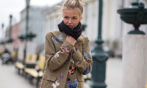 戰鬥民族的街拍長這樣！俄羅斯早春時尚超吸睛 時尚、街拍、俄羅斯、莫斯科、戰鬥民族、時尚週、2015、fw、軍裝、格紋、趨勢、春天、早春、鞋襪、綁帶、Jenia Kim