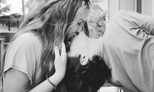 有點肉抱起來才舒服！男生愛「微肉女」的5個原因 微肉、肉感、舒服、可愛、溫暖