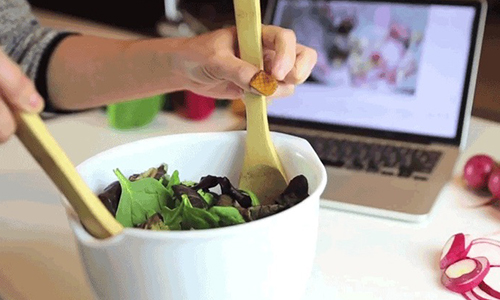 摸摸指甲就能控制平板！超迷你無線滑鼠將可藏在指彩中 指彩、無線滑鼠、高新綠、麻省理工學院、台灣人、指彩、科技