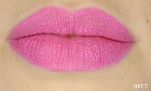 [友站新聞] 牛仔風，該怎麼配唇妝？ VOGUE、牛仔風、老少咸宜、2015年春夏、口紅