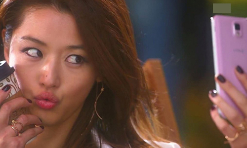 男生表示無法理解！日本票選「超有事的自拍姿勢」 POSE、動作、自拍、日本、男女