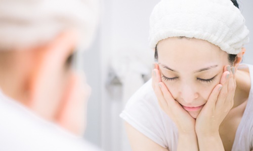 只要4分鐘就能美美出門！簡單3步驟讓妳睡到飽又不怕遲到 賴床、懶人、睡覺、化妝、彩妝