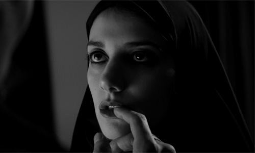 小心美女的陷阱....電影中的性感女怪物大盤點！ 性感怪物女孩半夜不回家波西傑克森：神火之賊辣得要命人工進化異種貝武夫：北海的詛咒吸血鬼神話女妖食人魔基因怪物異形