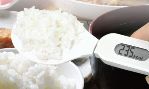 吃進多少熱量一盛就知道！日本推出超方便卡路里飯匙 熱量、飯匙、卡路里、減肥