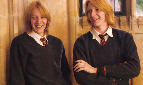 JK羅琳為了弗雷的死向書迷道歉？回顧霍格華茲一代搗蛋王弗雷和喬治 JK羅琳、世界哈利波特日、弗雷、喬治、霍格華茲