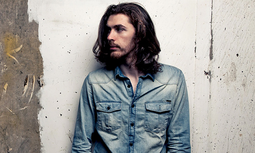 自作廣告金曲聲援同志　頹喪美愛爾蘭歌手Hozier Hozier、愛爾蘭、歌手、90後、同性戀