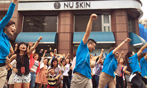 [新聞稿] NU SKIN如新歡慶母親節 頂級抗衰老產品 業績破2億 NU SKIN、母親節、青春美麗、抗衰老、年輕肌膚