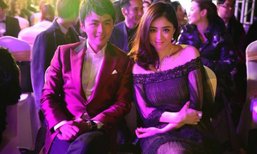 妞快報：華妃娘娘知道嗎？「十爺」葉祖新分手後女僕環繞艷福不淺 華妃、十爺、葉祖新、女僕、分手、蔣欣、情侶