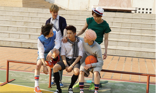 [新聞稿] 中韓偶像新天團UNIQ新歌LUV AGAIN 衝破偶像包袱 MV在泰國海灘超展開 青春微熱 大秀夏日性感 UNIQ、EOEO、歌曲、MV