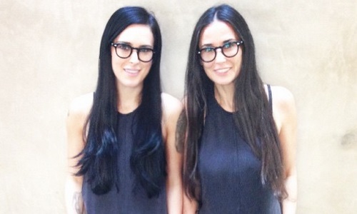 妞快報：52歲女星與26歲星二代無差別！網友：「根本雙胞胎」 妞快報、黛咪摩爾、星二代、Rumer Wills、母女