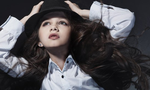 她今年只有10歲！舉止超齡「世界小小姐」精艷登場 女、女孩、兒童、世界小小姐、美麗