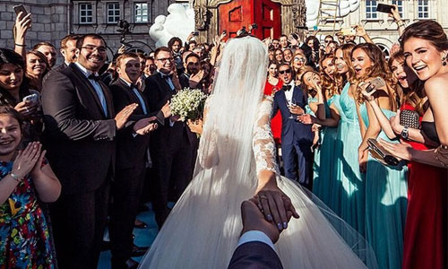 一輩子都要Follow me！牽手攝影情侶終成眷屬婚禮全紀錄 Follow me、攝影、情侶、背殺、牽手、Murad Osmann