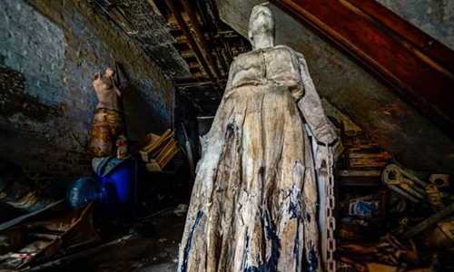 膽小鬼可別被嚇到！人體模型的廢墟鬼屋探險攝影 Ariston Santos De Leon、Yellow Line Mannequin Museum、攝影、探險、鬼屋