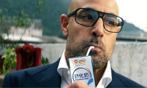 到底是在演電影還是拍廣告？這些電影的置入性行銷超有才 置入性行銷、 鋼鐵人、 漢堡王、 Nokia、 航站情緣