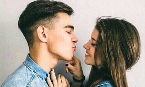 妞排行：霸氣一吻會讓心跳漏拍？女生最無法招架的接吻方式Top 6 戀愛、女生、接吻、浪漫、征服