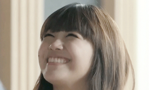 妞快報：我不願讓你一個人！恩地小小舉動暖到粉絲心坎裡 恩地、IU、Apink、女團、中韓歌會