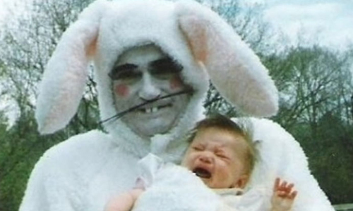 嗶嗶嗶放開那個小孩！恐怖到嚇哭小孩的變態兔寶寶布偶特輯 嚇哭、小孩、變態、兔寶寶、兔子