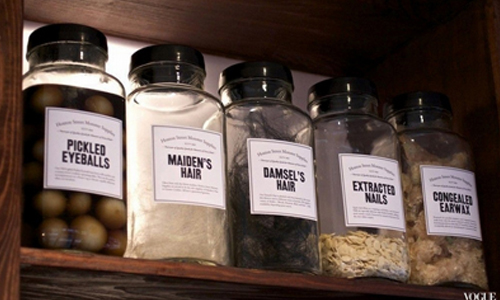 [友站新聞]【倫敦達人帶路】東倫敦嚇死你的怪獸糖果店及吃撐的美味貝果 VOGUE、怪獸糖果店、古色古香、匪夷所思、招牌鹹牛肉貝果、親民價