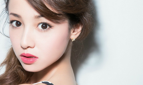 妞特企：男生丟係愛這味！你我都能駕馭的夏日沁涼女神妝 女神、妝容、化妝、上妝、夏天、夏妝、清爽、妝感、涼感、教學、彩妝教學、妞特企