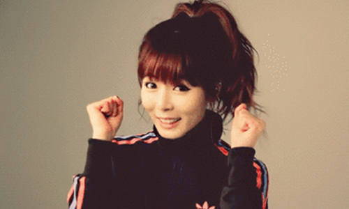 有什麼運動是躺著也可以做的？懶女孩專屬的超簡易瘦身法 運動、瘦身、眼鏡蛇式、棒式、橋樑式