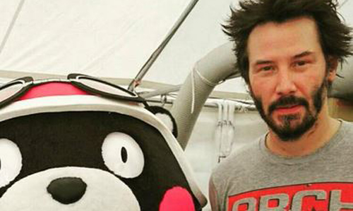 妞快報：好萊塢男神也要沾它的光！熊本熊＋「他」竟然這麼萌 基努李維、熊本熊、神組合、比賽、妞快報