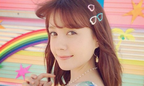 雙下巴、浮腫臉到底該怎麼救！每日3分鐘的「側臉美人」養成Tips 側臉美人、小臉、E型、養成、按摩