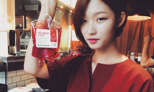 用血來洗澡？！想當吸血鬼必備韓國「血袋沐浴乳」 血袋沐浴乳、토니모리、韓國、沐浴乳、血袋