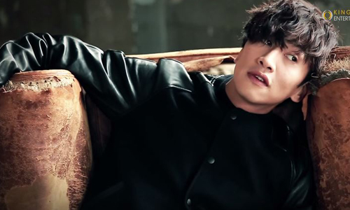 妞快報：這不是我認識的長頸鹿！李光洙拍雜誌邪笑狂電粉絲 長頸鹿、李光洙、雜誌、帥、亞洲王子、Running Man、W Korea