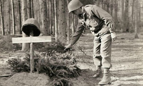 戰爭中未被捕捉的一瞬殘景 二戰美國軍官的戰後秘密檔案照 Argunners、Charles Day Palmer、二戰、戰後、紀實、攝影、戰爭攝影