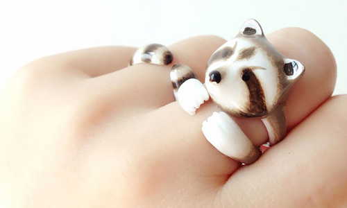 小浣熊從你的之間探出頭？設計師的可愛動物組合戒指 動物、戒指、可愛、merry me、造型