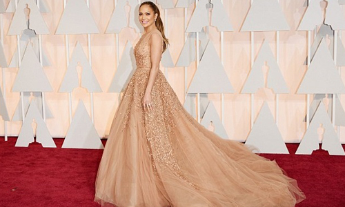 妞快報：翹臀珍衣服多到要嗶嗶！竟有雲端系統條碼管理 妞快報、翹臀珍、JLO、衣服、多