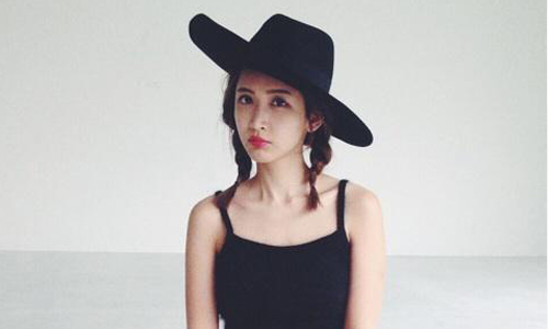 誰說戴帽子就要一成不變？5款簡易髮型為你的帽子造型大加分 秋冬、帽子、髮型、編髮、盤髮