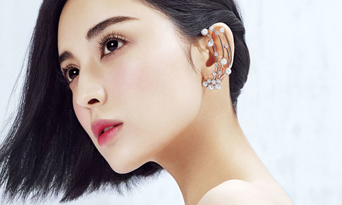 她的美讓人一見鍾情！「新疆維納斯」時尚寫真美若天仙 古力娜扎、新疆維納斯、美、仙子、天仙、仙女