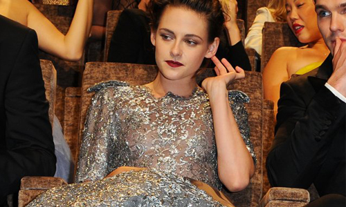 獎季紅毯也不得閒！2015年威尼斯影展最佳紅毯造型Top 7 Venice Film Festival 2015、威尼斯影展、紅毯、BEST LOOKS、Dakota Johnson、達珂塔強森