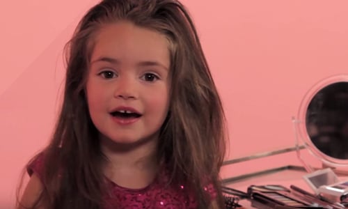 女生不喜歡被稱讚很幽默啦！小蘿莉的爆笑戀愛診療室 愛情、煩惱、建議、蘿莉、女孩