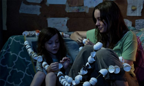 囚禁7年遭性侵、產子...《房間》內孕育的母愛與哀傷 room、房間、小說、艾瑪唐納修、Lenny Abrahamson