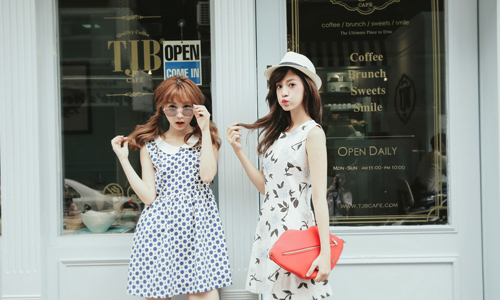 [友站新聞] 打造美人計畫 ★ 9月最強單品BOOM！ 愛女生、夏天、潑墨感、洋裝、丹寧、Denim、夾克、套裝、雪紡