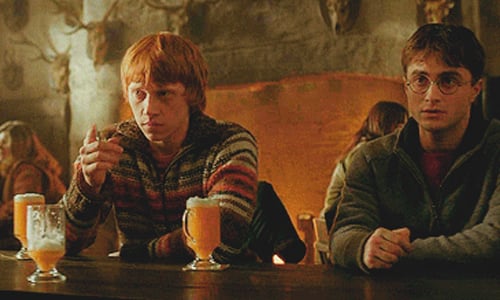 其實奶油啤酒根本就是蘋果汁！揭密20個《哈利波特》拍攝幕後小祕密 哈利波特、拍攝、秘密、哈利、妙麗