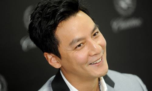 妞快報：吳彥祖拍戲落難求匯款？網友：「連這都可以騙當老子13歲嗎！」 吳彥祖、詐騙、騙錢、打飛、匯款、妞快報