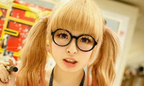 那些年，我們學到的經典彩妝小撇步，它背後隱藏的祕密... DIY、撇步、Tips、妙方、起死回生