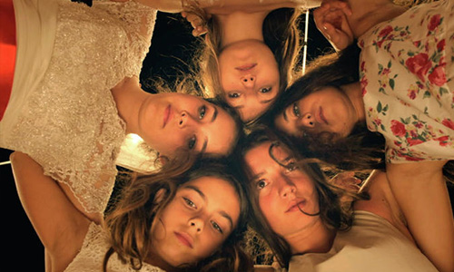 美少女被迫接受人妻訓練！《Mustang》當家變成賢妻工廠... 人妻工廠、Mustang、多倫多影展、Deniz Gamze Ergüven、Alice Winocour