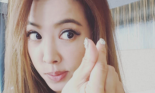 妞快報：天后竟然成了學人精？蔡依林俏皮模仿T.O.P逗樂粉絲 蔡依林、錦榮、演唱會、香港、T.O.P