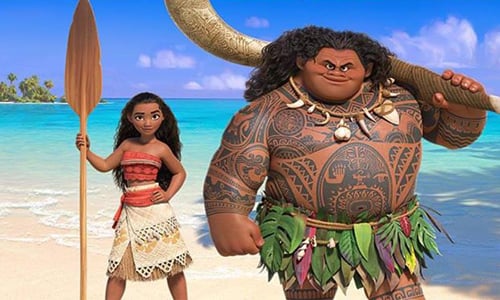 本週電影大記事：迪士尼新公主《Moana》現身！配音的是... Moana、迪士尼、新世紀福爾摩斯、巨石強森、麥可法斯賓達