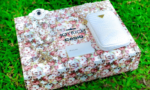 [新聞稿] JOYRICH X CASIO聯名推出浪漫限量款TR60 經典花色混搭搖滾元素 完美展現少女華麗甜美風 潮流科技跨界玩創意 引領時尚新風潮 CASIO、JOYRICH、華麗、浪漫、搖滾