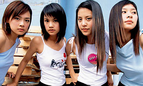 妞快報：4 in Love再度合體啦！素顏合照粉絲大讚：「看起來更年輕了！」 4 in Love、楊丞琳、黃小柔、冷嘉琳、張琪惠